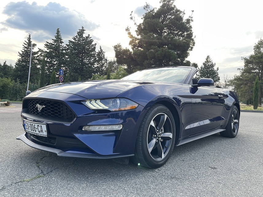 Прокат Ford Mustang в Батуми: Ваш лучший выбор для восхитительного отдыха -