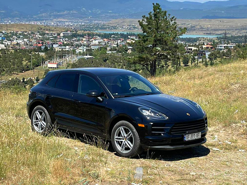 Porsche Macan hire in Tbilisi: enjoy the splendour of renting a prestigious Porsche in Georgia -